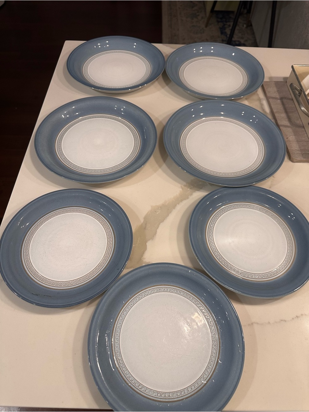 Denby Stoneware Dinner Plates - Set of 7 4 dinner plates and 3 side plates